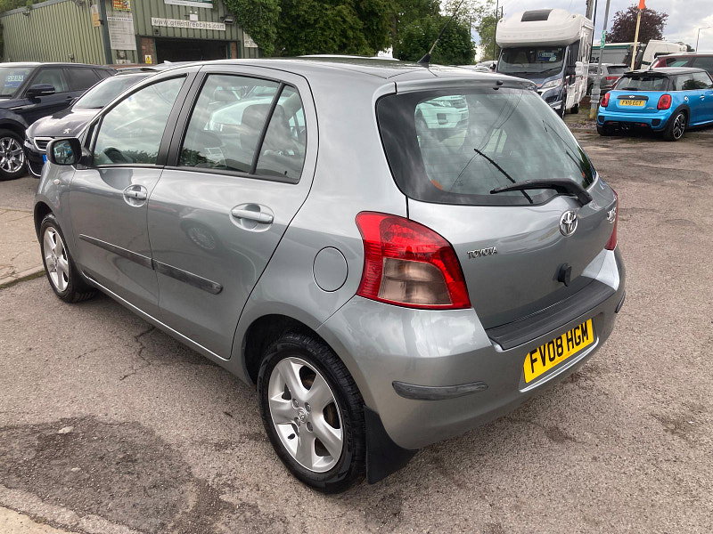 Toyota Yaris 1.3 VVT-i T Spirit Hatchback 5dr Petrol Manual (141 g/km, 85 bhp) 5dr Manual 2026