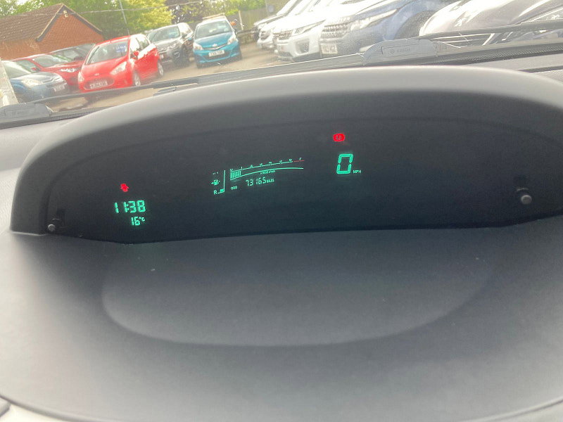 Toyota Yaris 1.3 VVT-i T Spirit Hatchback 5dr Petrol Manual (141 g/km, 85 bhp) 5dr Manual 2026