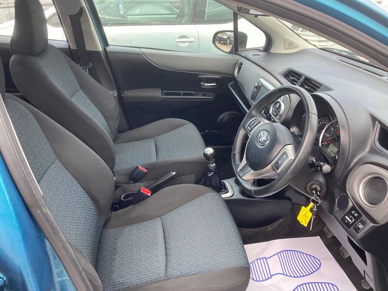 Toyota Yaris 1.33 Dual VVT-i TR Hatchback 5dr Petrol Manual Euro 5 (101 ps) 5dr Manual 2026