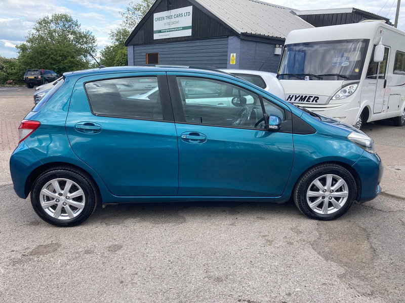 Toyota Yaris 1.33 Dual VVT-i TR Hatchback 5dr Petrol Manual Euro 5 (101 ps) 5dr Manual 2026