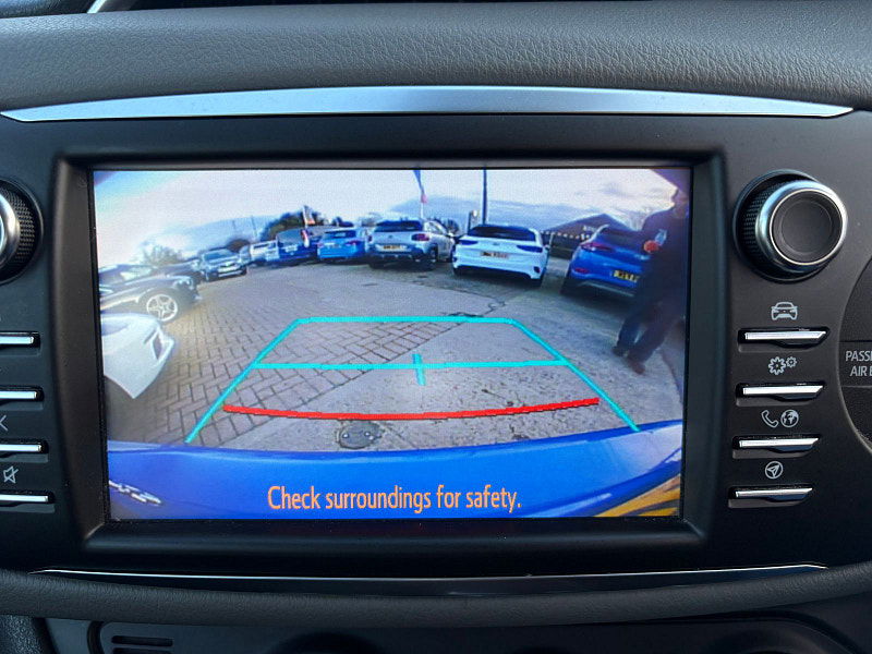 Toyota Yaris 1.5 VVT-i Icon Tech Hatchback 5dr Petrol Manual Euro 6 (111 ps) 5dr Manual 2026