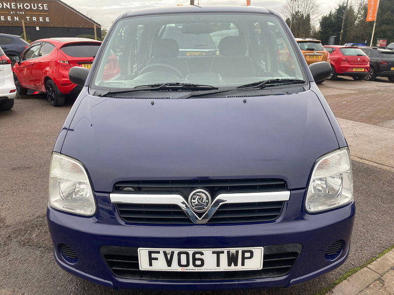 Vauxhall Agila 1.0i 12v Expression MPV 5dr Petrol Manual (139 g/km, 59 bhp) 5dr Manual 2024