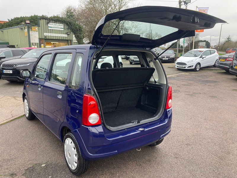 Vauxhall Agila 1.0i 12v Expression MPV 5dr Petrol Manual (139 g/km, 59 bhp) 5dr Manual 2024