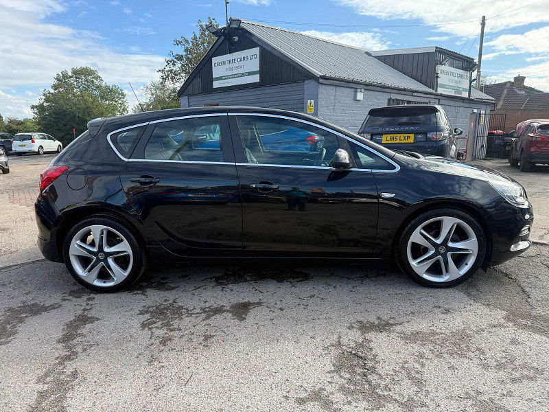 Vauxhall Astra 1.4i Turbo Limited Edition Hatchback 5dr Petrol Manual Euro 6 (140 ps) 5dr Manual 2025