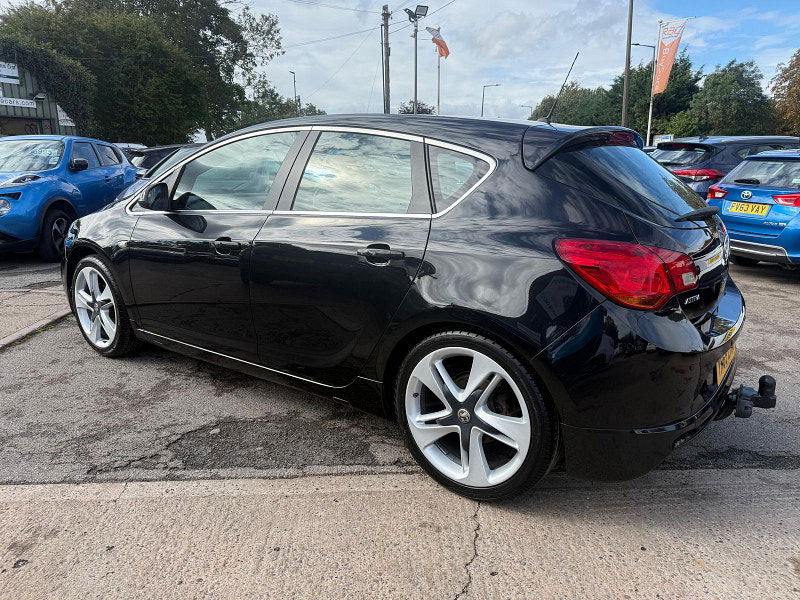 Vauxhall Astra 1.4i Turbo Limited Edition Hatchback 5dr Petrol Manual Euro 6 (140 ps) 5dr Manual 2025