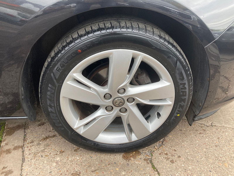 Vauxhall Astra 1.6 16v SRi Hatchback 5dr Petrol Auto Euro 5 (115 ps) 5dr Automatic 2025