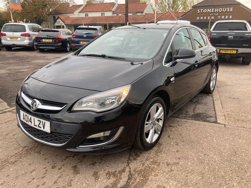Vauxhall Astra 1.6 16v SRi Hatchback 5dr Petrol Auto Euro 5 (115 ps) 5dr Automatic 2025