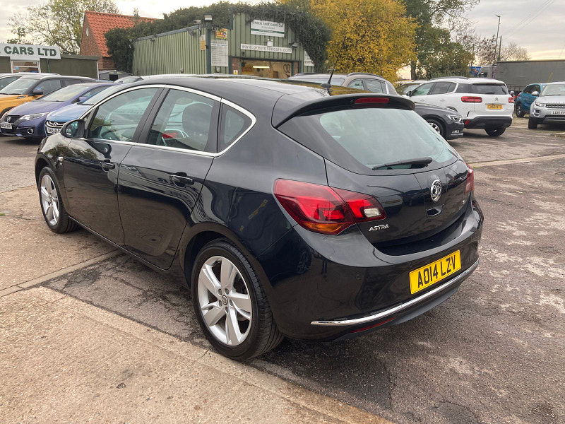 Vauxhall Astra 1.6 16v SRi Hatchback 5dr Petrol Auto Euro 5 (115 ps) 5dr Automatic 2025