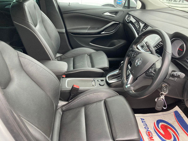 Vauxhall Astra 1.6 CDTi BlueInjection Elite Nav Hatchback 5dr Diesel Auto Euro 6 (136 ps) 5dr Automatic 2026