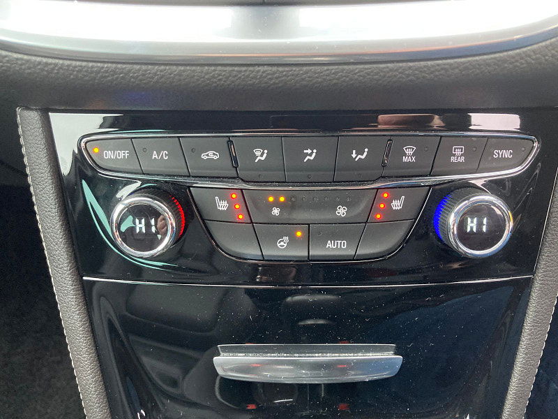 Vauxhall Astra 1.6 CDTi BlueInjection Elite Nav Hatchback 5dr Diesel Auto Euro 6 (136 ps) 5dr Automatic 2026