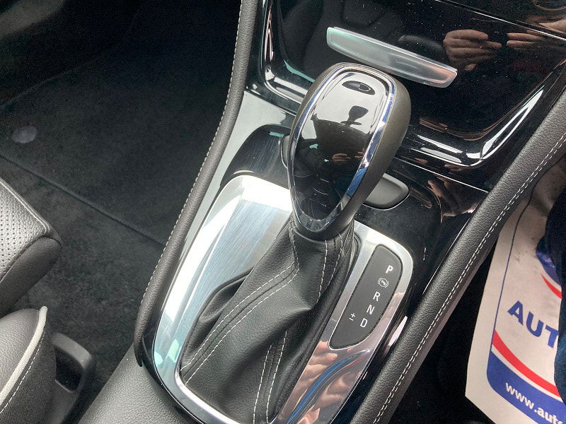 Vauxhall Astra 1.6 CDTi BlueInjection Elite Nav Hatchback 5dr Diesel Auto Euro 6 (136 ps) 5dr Automatic 2026