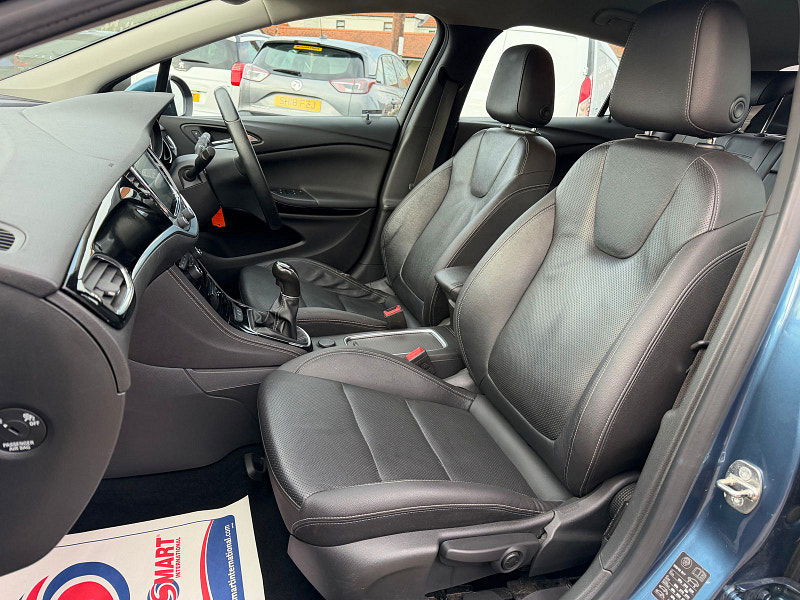 Vauxhall Astra 1.6 CDTi BlueInjection Elite Nav Hatchback 5dr Diesel Manual Euro 6 (s/s) (136 ps) 5dr Manual 2026
