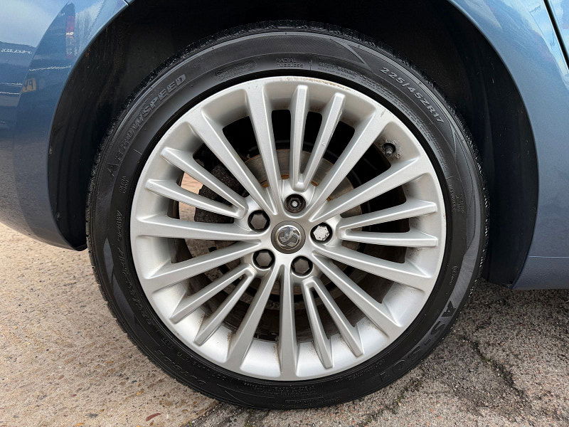 Vauxhall Astra 1.6 CDTi BlueInjection Elite Nav Hatchback 5dr Diesel Manual Euro 6 (s/s) (136 ps) 5dr Manual 2026