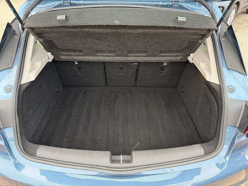 Vauxhall Astra 1.6 CDTi BlueInjection Elite Nav Hatchback 5dr Diesel Manual Euro 6 (s/s) (136 ps) 5dr Manual 2026