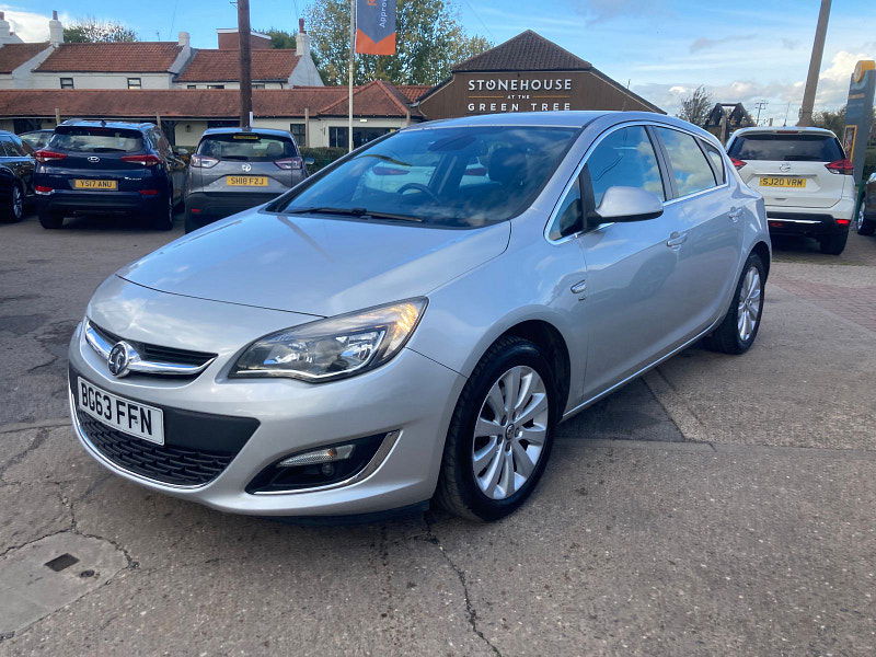 Vauxhall Astra 2.0 CDTi ecoFLEX SE Hatchback 5dr Diesel Manual Euro 5 (s/s) (165 ps) 5dr Manual 2025