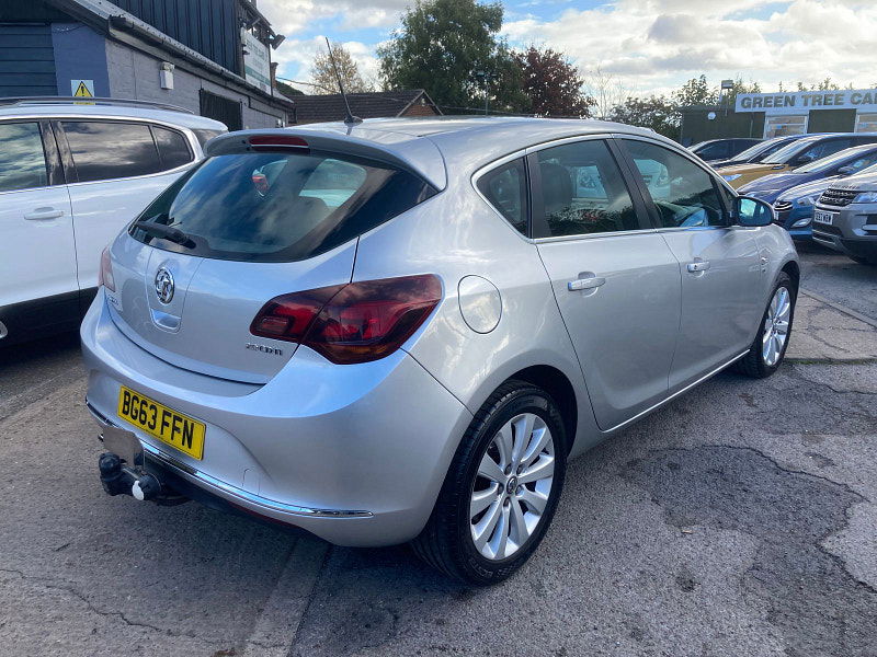 Vauxhall Astra 2.0 CDTi ecoFLEX SE Hatchback 5dr Diesel Manual Euro 5 (s/s) (165 ps) 5dr Manual 2025