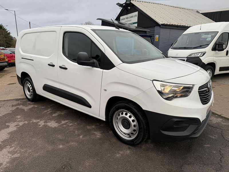 Vauxhall Combo 1.6 Turbo D 2300 Edition Panel Van 6dr Diesel Manual L2 Euro 6 (s/s) (100 ps) 6dr Manual 2024