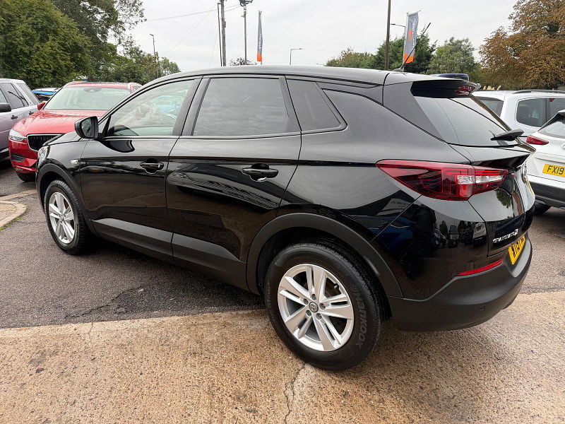 Vauxhall Grandland X 1.2 Turbo GPF SE SUV 5dr Petrol Manual Euro 6 (s/s) (130 ps) 5dr Manual 2025