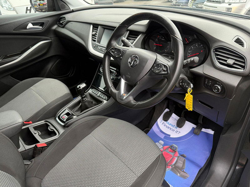 Vauxhall Grandland X 1.2 Turbo GPF SE SUV 5dr Petrol Manual Euro 6 (s/s) (130 ps) 5dr Manual 2025