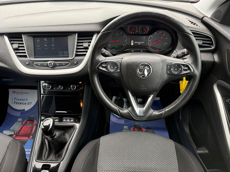 Vauxhall Grandland X 1.2 Turbo GPF SE SUV 5dr Petrol Manual Euro 6 (s/s) (130 ps) 5dr Manual 2025