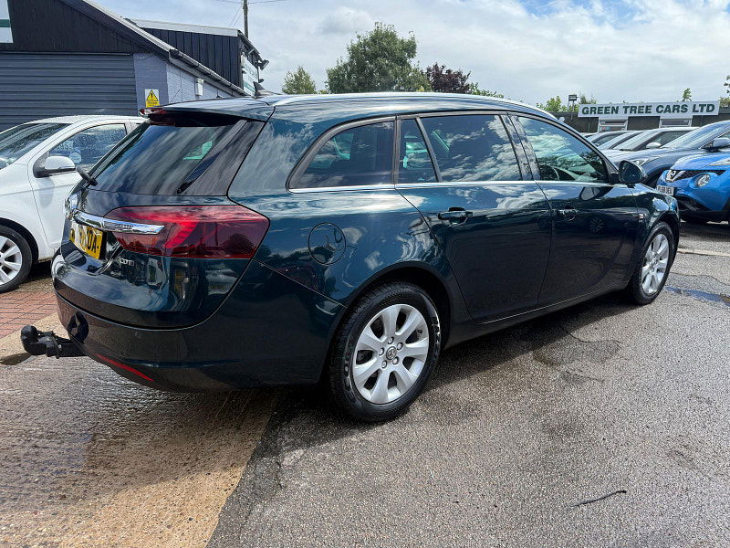 Vauxhall Insignia 1.6 CDTi ecoFLEX SRi Nav Sports Tourer 5dr Diesel Manual Euro 6 (s/s) (136 ps) 5dr Manual 2025
