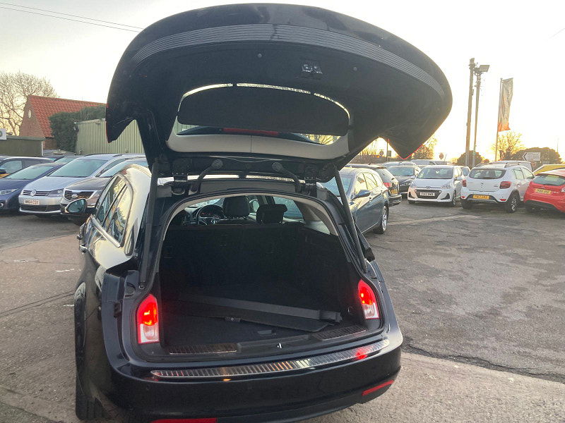 Vauxhall Insignia 2.0 CDTi ecoFLEX Energy Sports Tourer 5dr Diesel Manual Euro 5 (s/s) (163 ps) 5dr Manual 2025