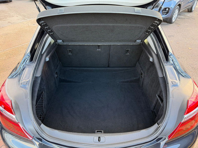 Vauxhall Insignia 2.0 CDTi ecoFLEX Tech Line Hatchback 5dr Diesel Manual Euro 5 (s/s) (140 ps) 5dr Manual 2025