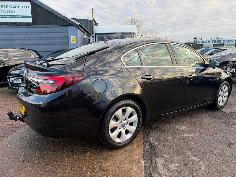 Vauxhall Insignia 2.0 CDTi ecoFLEX Tech Line Hatchback 5dr Diesel Manual Euro 5 (s/s) (140 ps) 5dr Manual 2025