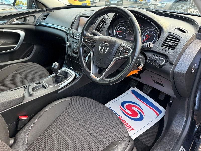 Vauxhall Insignia 2.0 CDTi ecoFLEX Tech Line Hatchback 5dr Diesel Manual Euro 5 (s/s) (140 ps) 5dr Manual 2025