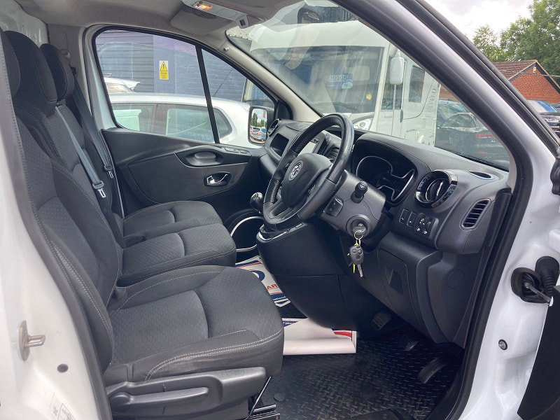 Vauxhall Vivaro 1.6 CDTi 2700 Sportive Panel Van 5dr Diesel Manual L1 H1 Euro 6 (120 ps) 5dr Manual 2026