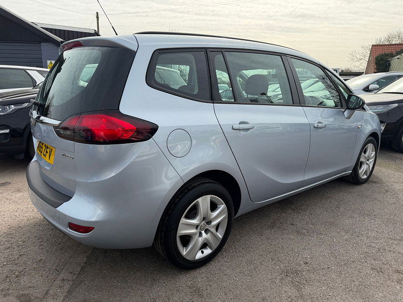 Vauxhall Zafira Tourer 1.4i Turbo Exclusiv MPV 5dr Petrol Manual Euro 6 (140 ps) 5dr Manual 2026