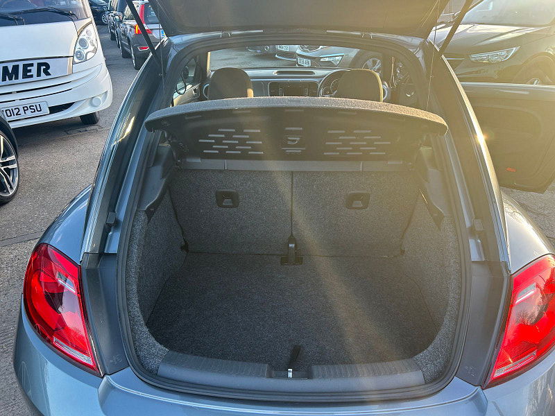 Volkswagen Beetle 1.2 TSI Design Hatchback 3dr Petrol DSG Euro 5 (105 ps) 3dr Automatic 2025