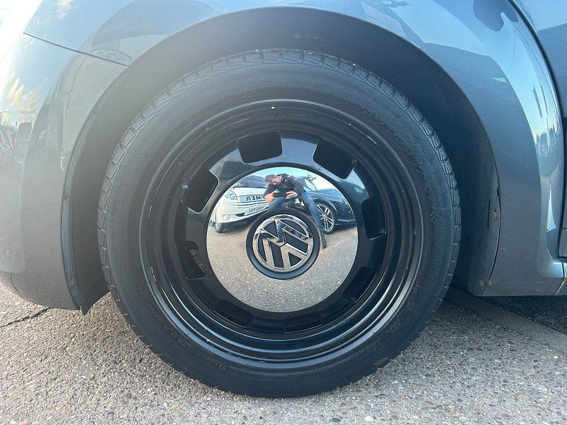 Volkswagen Beetle 1.2 TSI Design Hatchback 3dr Petrol DSG Euro 5 (105 ps) 3dr Automatic 2025