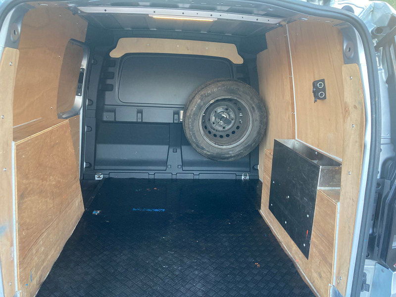 Volkswagen Caddy 2.0 TDI C20 Commerce Pro Panel Van 5dr Diesel Manual SWB Euro 6 (s/s) (102 ps) 5dr Manual 2025