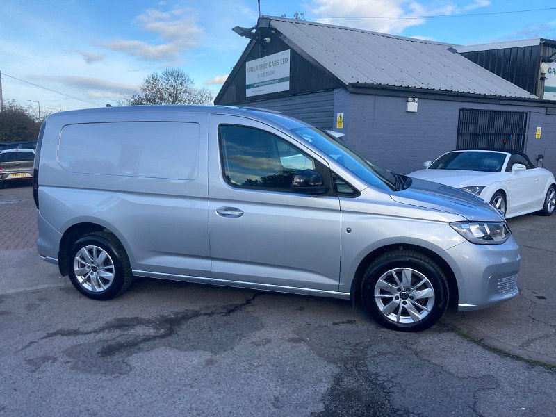 Volkswagen Caddy 2.0 TDI C20 Commerce Pro Panel Van 5dr Diesel Manual SWB Euro 6 (s/s) (102 ps) 5dr Manual 2025