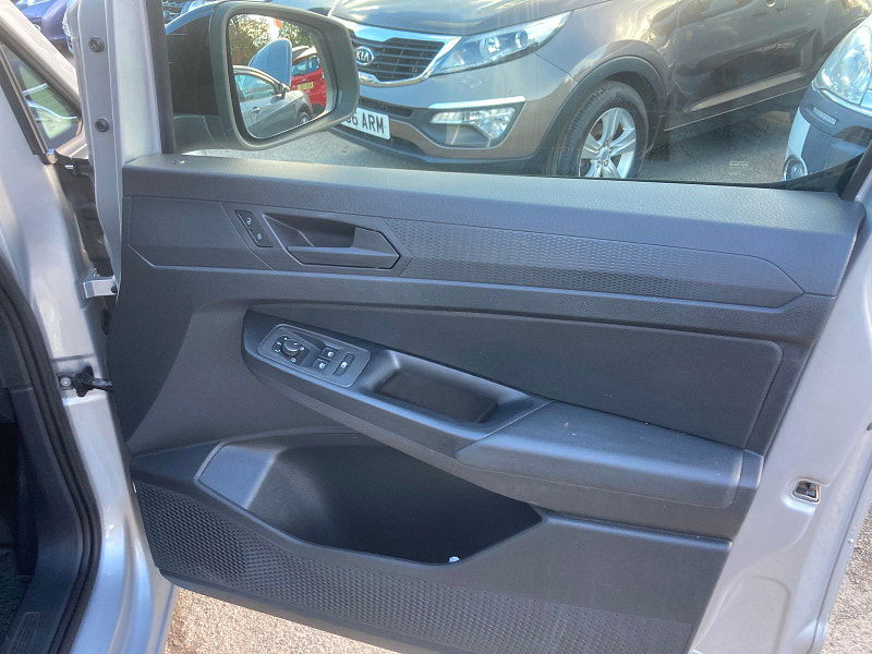 Volkswagen Caddy 2.0 TDI C20 Commerce Pro Panel Van 5dr Diesel Manual SWB Euro 6 (s/s) (102 ps) 5dr Manual 2025