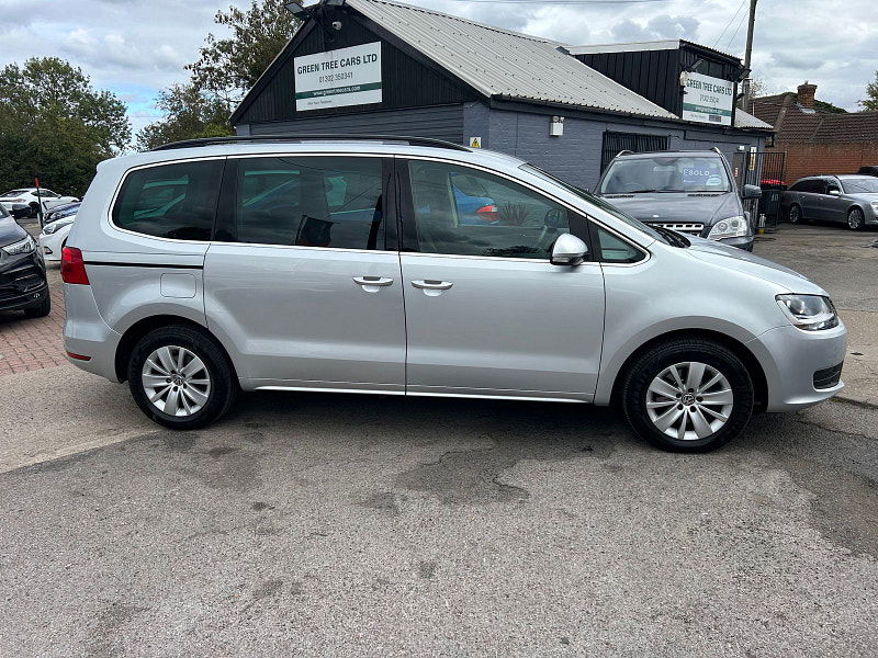 Volkswagen Sharan 2.0 TDI DPF SE MPV 5dr Diesel Manual (177 g/km, 138 bhp) 5dr Manual 2025