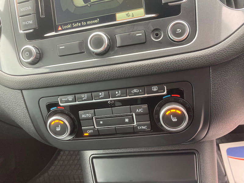 Volkswagen Tiguan 2.0 TDI BlueMotion Tech R-Line SUV 5dr Diesel DSG 4WD Euro 5 (s/s) (Nav) (177 ps) 5dr Automatic 2026