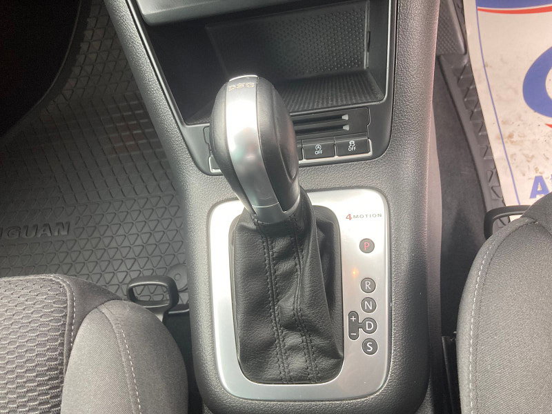 Volkswagen Tiguan 2.0 TDI BlueMotion Tech R-Line SUV 5dr Diesel DSG 4WD Euro 5 (s/s) (Nav) (177 ps) 5dr Automatic 2026