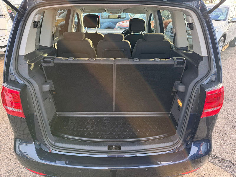 Volkswagen Touran 1.6 TDI SE MPV 5dr Diesel Manual Euro 5 (105 ps) 5dr Manual 2026