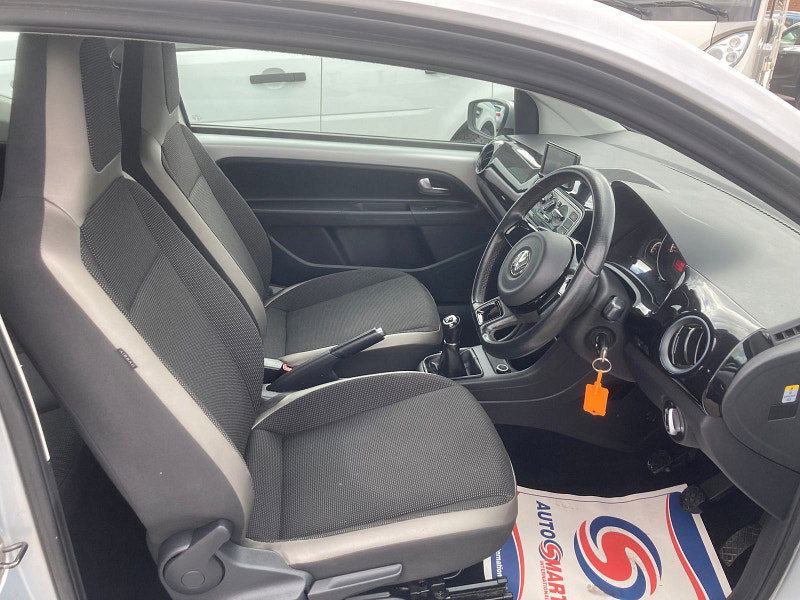 Volkswagen up! 1.0 High up! Hatchback 3dr Petrol Manual Euro 5 (75 ps) 3dr Manual 2026