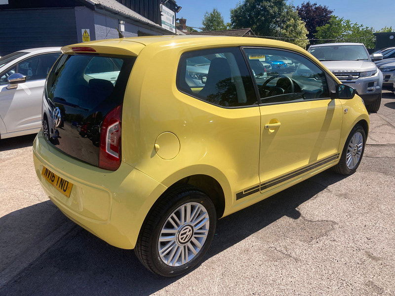 Volkswagen up! 1.0 Look up! Hatchback 3dr Petrol Manual Euro 6 (60 ps) 3dr Manual 2025
