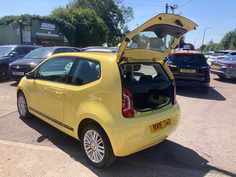 Volkswagen up! 1.0 Look up! Hatchback 3dr Petrol Manual Euro 6 (60 ps) 3dr Manual 2025