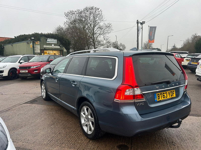 Volvo V70 2.0 D3 SE Lux Estate 5dr Diesel Manual Euro 5 (s/s) (136 ps) 5dr Manual 2026