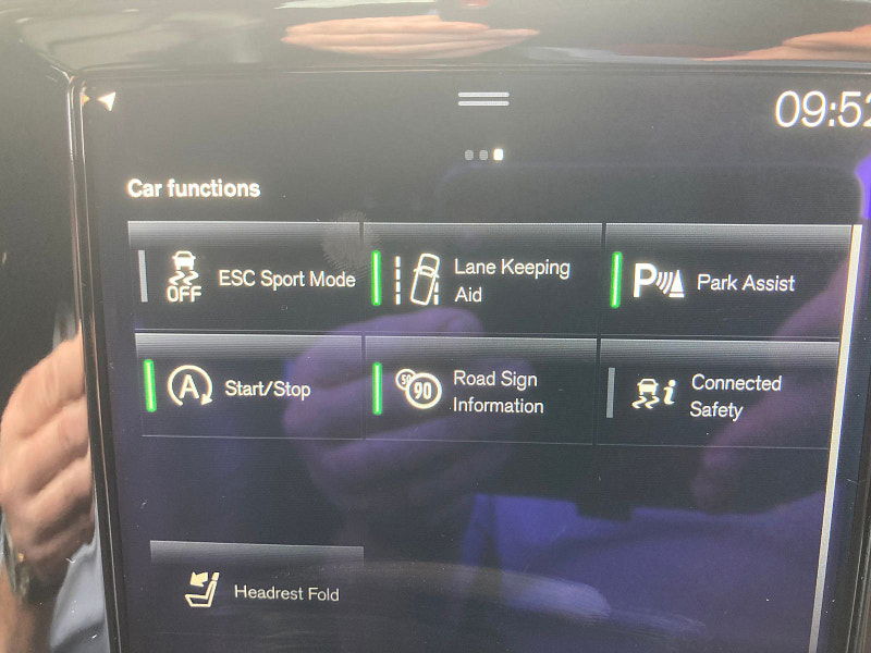Volvo V90 2.0 D5 PowerPulse Inscription Pro Estate 5dr Diesel Auto AWD Euro 6 (s/s) (235 ps) 5dr Automatic 2025