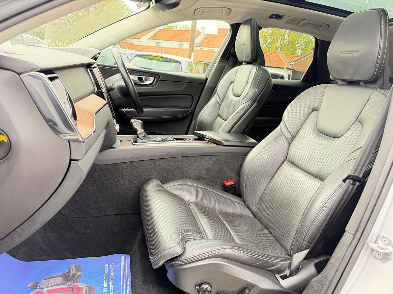 Volvo XC60 2.0 D4 Inscription SUV 5dr Diesel Auto AWD Euro 6 (s/s) (190 ps) 5dr Automatic 2025