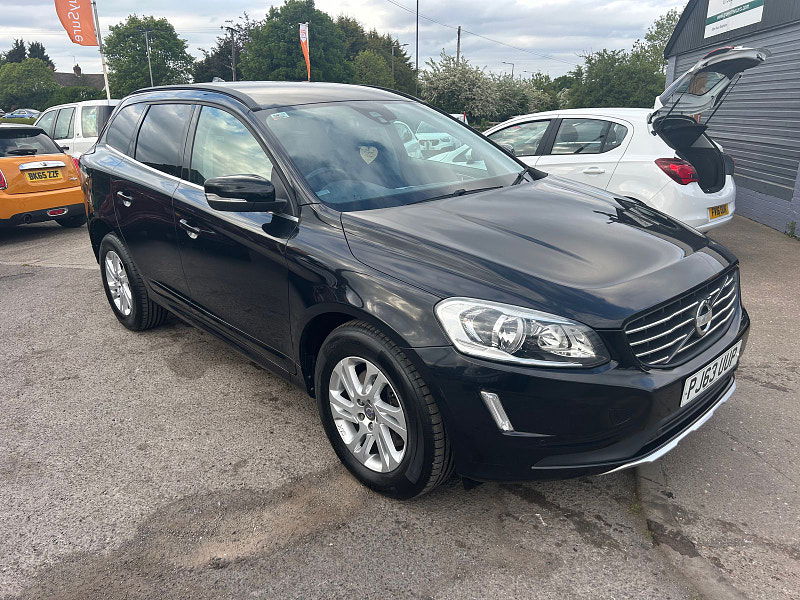 Volvo XC60 2.0 D4 SE SUV 5dr Diesel Manual Euro 6 (s/s) (181 ps) 5dr Manual 2025