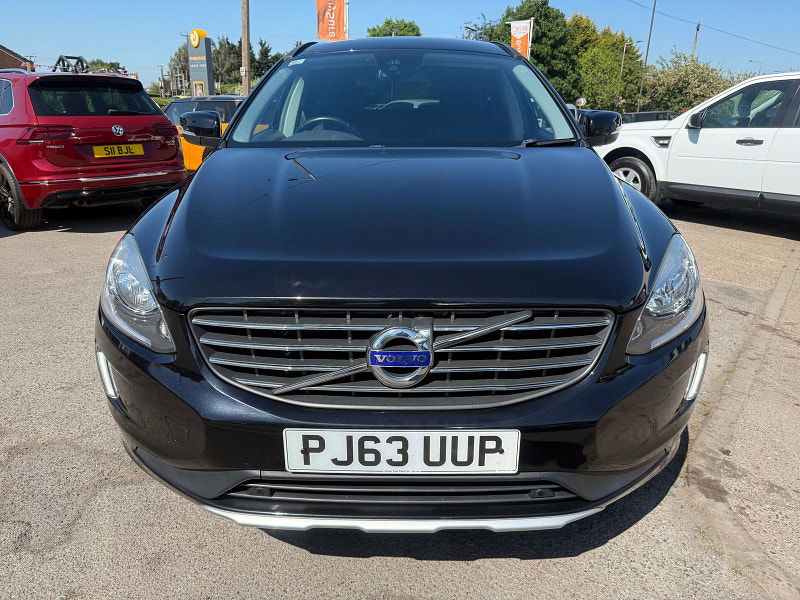 Volvo XC60 2.0 D4 SE SUV 5dr Diesel Manual Euro 6 (s/s) (181 ps) 5dr Manual 2025