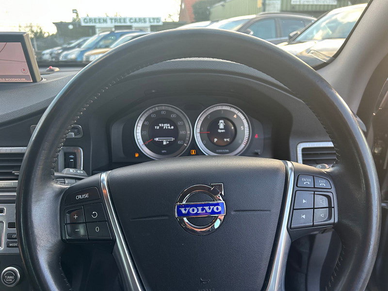 Volvo XC70 2.4 D5 SE Lux Estate 5dr Diesel Geartronic AWD Euro 5 (205 ps) 5dr Automatic 2026