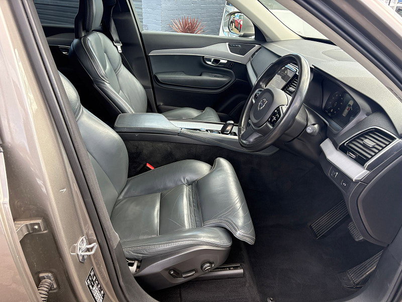 Volvo XC90 2.0 B5 MHEV Momentum Pro SUV 5dr Diesel Hybrid Auto 4WD Euro 6 (s/s) (235 ps) 5dr Automatic 2026